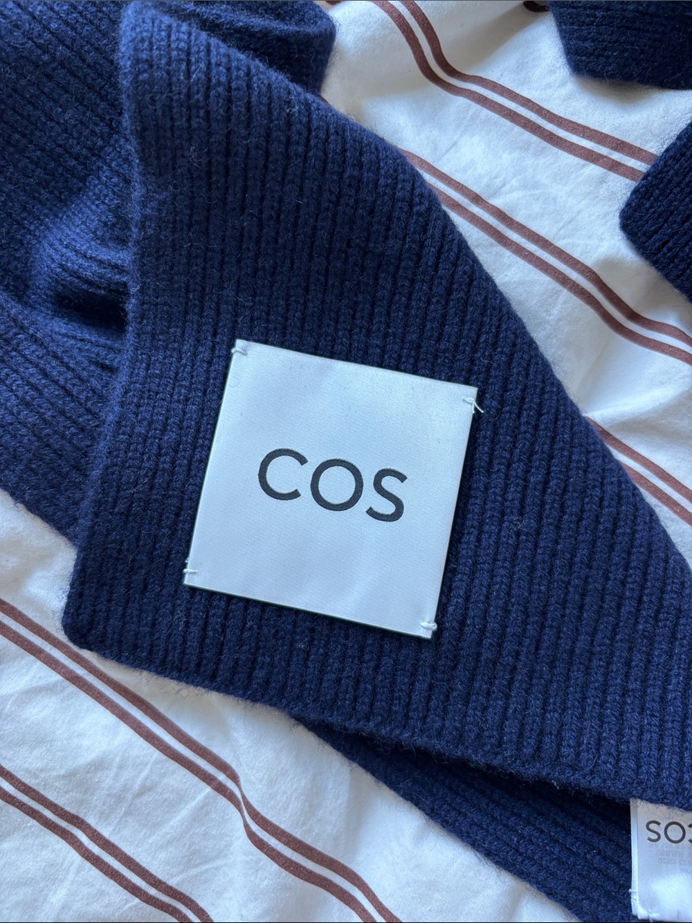 COS Navy Ribbed Knit Scarf - Picture 5 of 5
